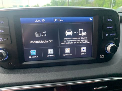Used 2020 Hyundai Santa Fe SEL w/ Convenience + Premium Package AWD/4WD image 21