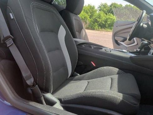Used 2021 Chevrolet Camaro LT w/ Technology Package RWD image 16