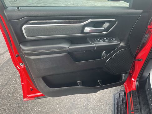 Used 2022 RAM 1500 Big Horn AWD/4WD image 11