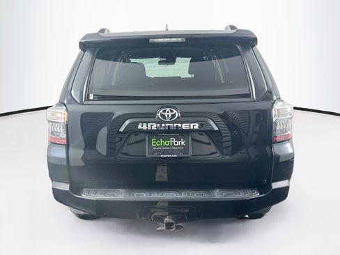 Used 2021 Toyota 4Runner SR5 AWD/4WD image 7