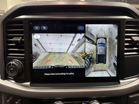 Used 2025 Ford F150 Lightning XLT w/ Max Trailer Tow Package image 25