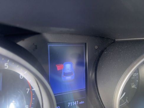 Used 2020 Toyota C-HR LE FWD image 7