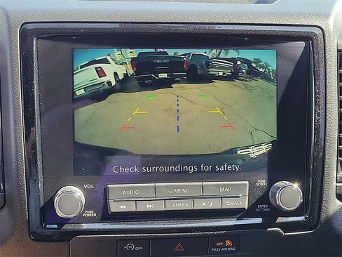 Used 2023 Nissan Frontier Pro-X w/ Tow Package image 9