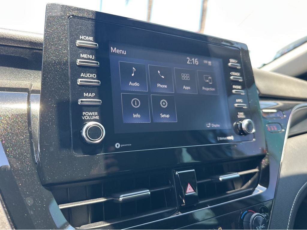 Used 2022 Toyota Camry SE w/ Convenience Package FWD image 5
