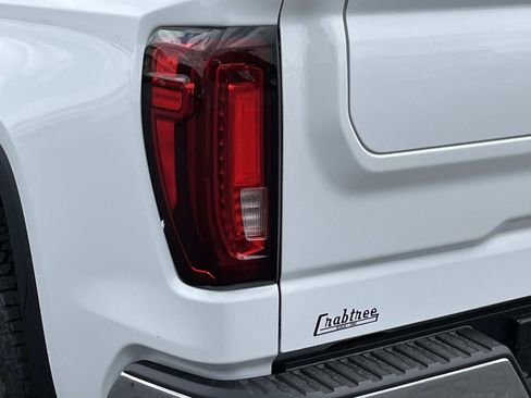 New 2026 GMC Sierra 1500 SLT AWD/4WD image 6