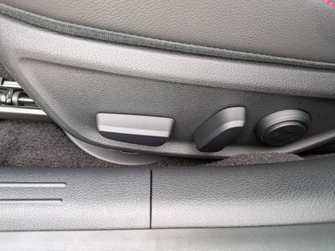 Certified 2024 Genesis G70 2.5T w/ Sport Prestige Package image 18