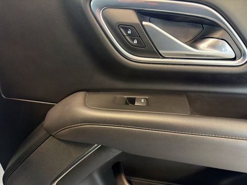 Used 2021 Chevrolet Tahoe High Country AWD/4WD image 16