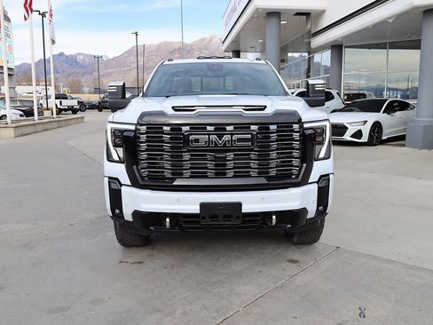 New 2026 GMC Sierra 3500 Denali Ultimate image 9