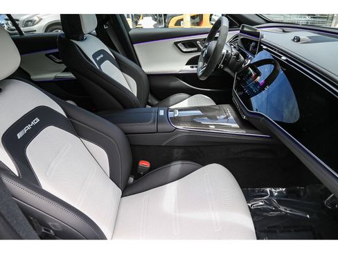 New 2026 Mercedes-Benz E 53 AMG e 4MATIC Sedan image 15