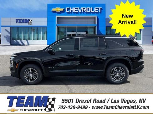 New 2026 Chevrolet Traverse LT w/ LPO, Floor Liner Package image 1