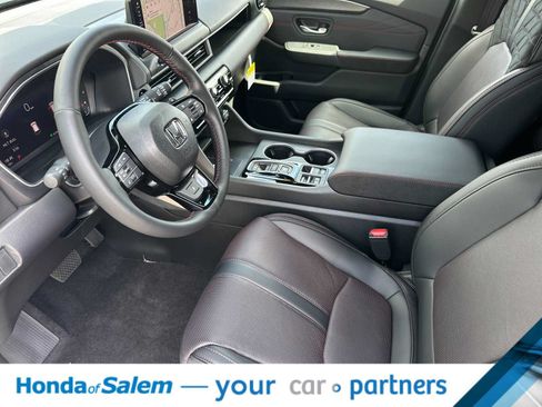 New 2026 Honda Pilot Black Edition image 11