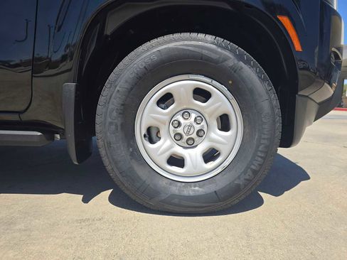 Used 2022 Nissan Frontier S w/ Technology Package RWD image 9