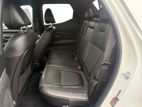 Used 2023 Hyundai Santa Cruz Limited image 16