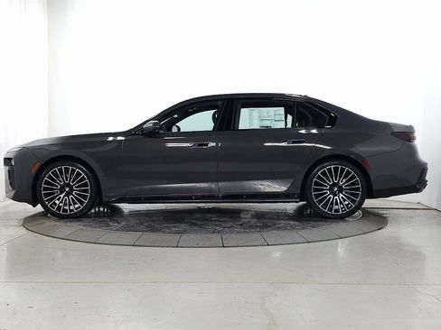 New 2026 BMW 760i xDrive w/ Executive Package AWD/4WD image 5