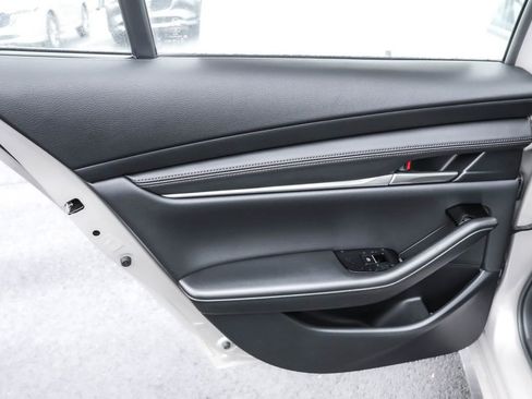 New 2026 MAZDA MAZDA3 2.5 S Sedan w/ Preferred Pkg image 32