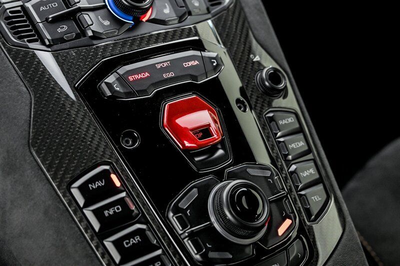 Used 2022 Lamborghini Aventador LP 780-4 Ultimae AWD/4WD image 34
