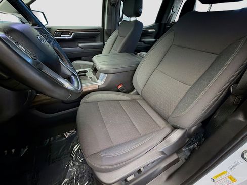 Used 2024 Chevrolet Silverado 1500 LT Trail Boss image 11