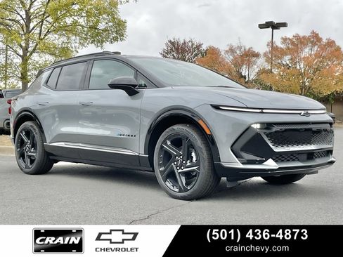 New 2026 Chevrolet Equinox EV RS image 1