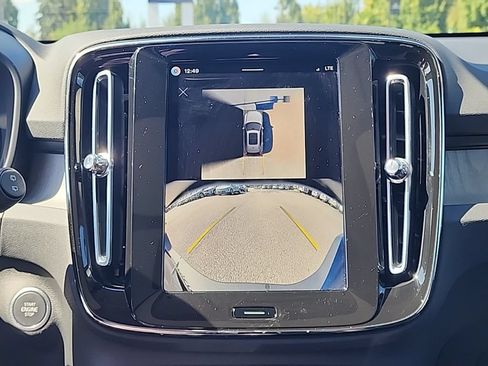 Certified 2026 Volvo XC40 B5 Plus AWD/4WD image 26