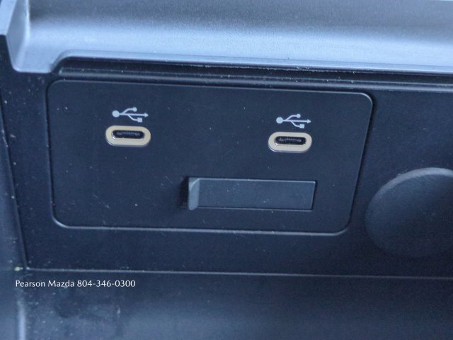Used 2024 MAZDA MAZDA3 s FWD image 22