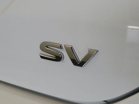 Used 2023 Nissan Kicks SV FWD image 7