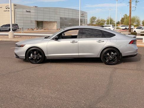 Used 2024 Honda Accord Sport image 3