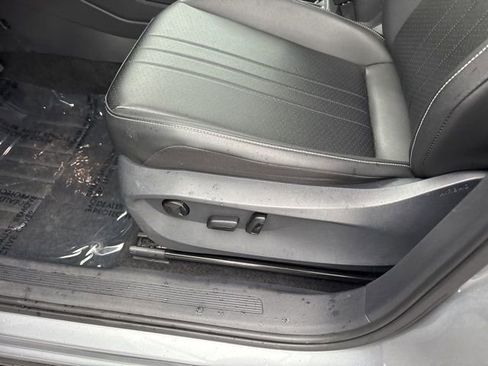 Certified 2024 Volkswagen Tiguan Wolfsburg Edition AWD/4WD image 11