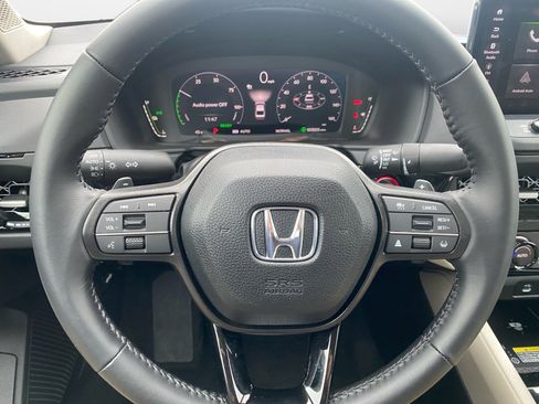 Certified 2025 Honda Accord EX-L image 12