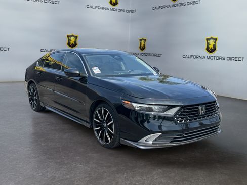 Used 2023 Honda Accord Touring image 7