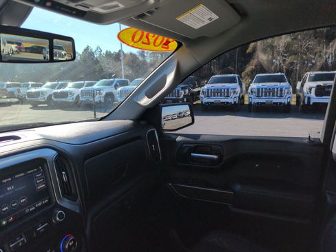 Used 2020 Chevrolet Silverado 1500 LT Trail Boss image 27