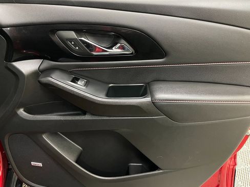 Used 2023 Chevrolet Traverse RS w/ LPO, Floor Liner Package image 41