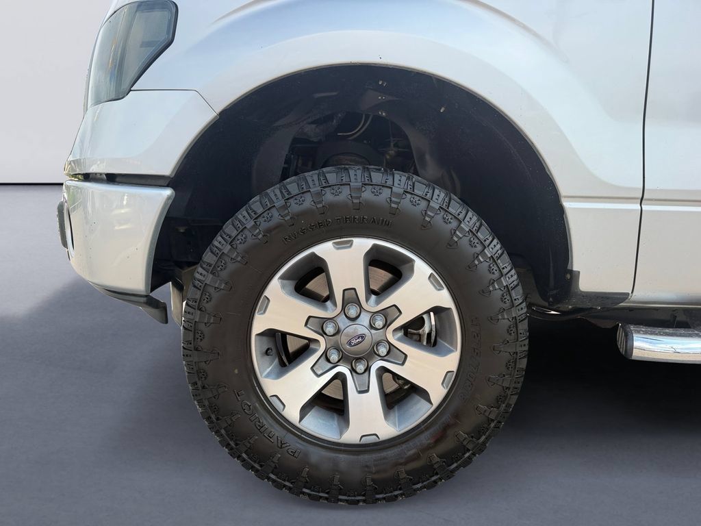 Used 2014 Ford F150 STX w/ Equipment Group 201A Mid AWD/4WD image 9