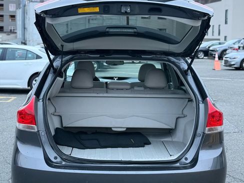 Used 2010 Toyota Venza AWD image 18