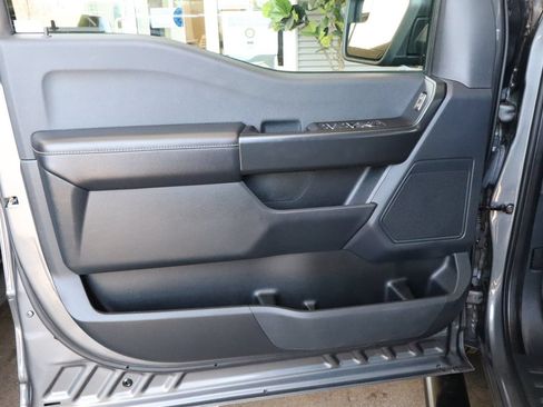 Used 2022 Ford F150 XL w/ STX Appearance Package RWD image 19