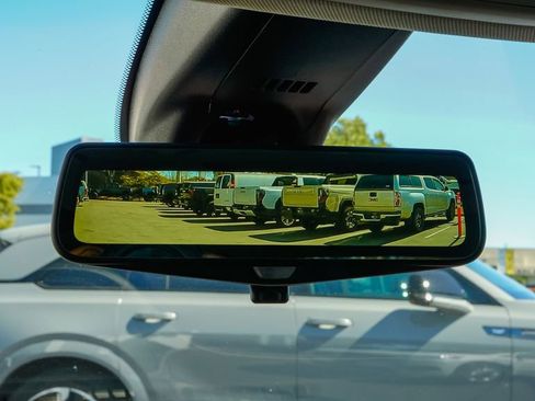 Used 2020 Buick Enclave Avenir w/ Avenir Technology Package image 25