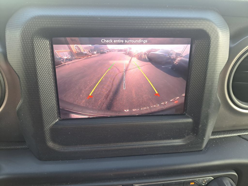 Used 2023 Jeep Wrangler Unlimited Sport AWD/4WD image 14
