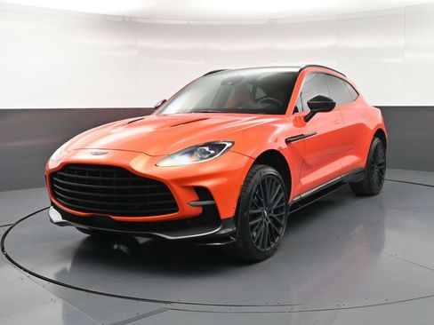 Used 2023 Aston Martin DBX 707 AWD/4WD image 6