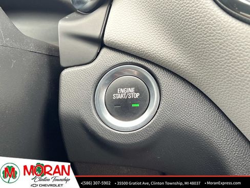 Certified 2023 Chevrolet Equinox LT FWD image 23