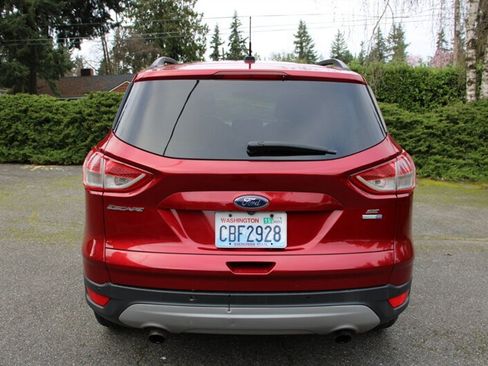 Used 2016 Ford Escape SE w/ Equipment Group 201A image 11