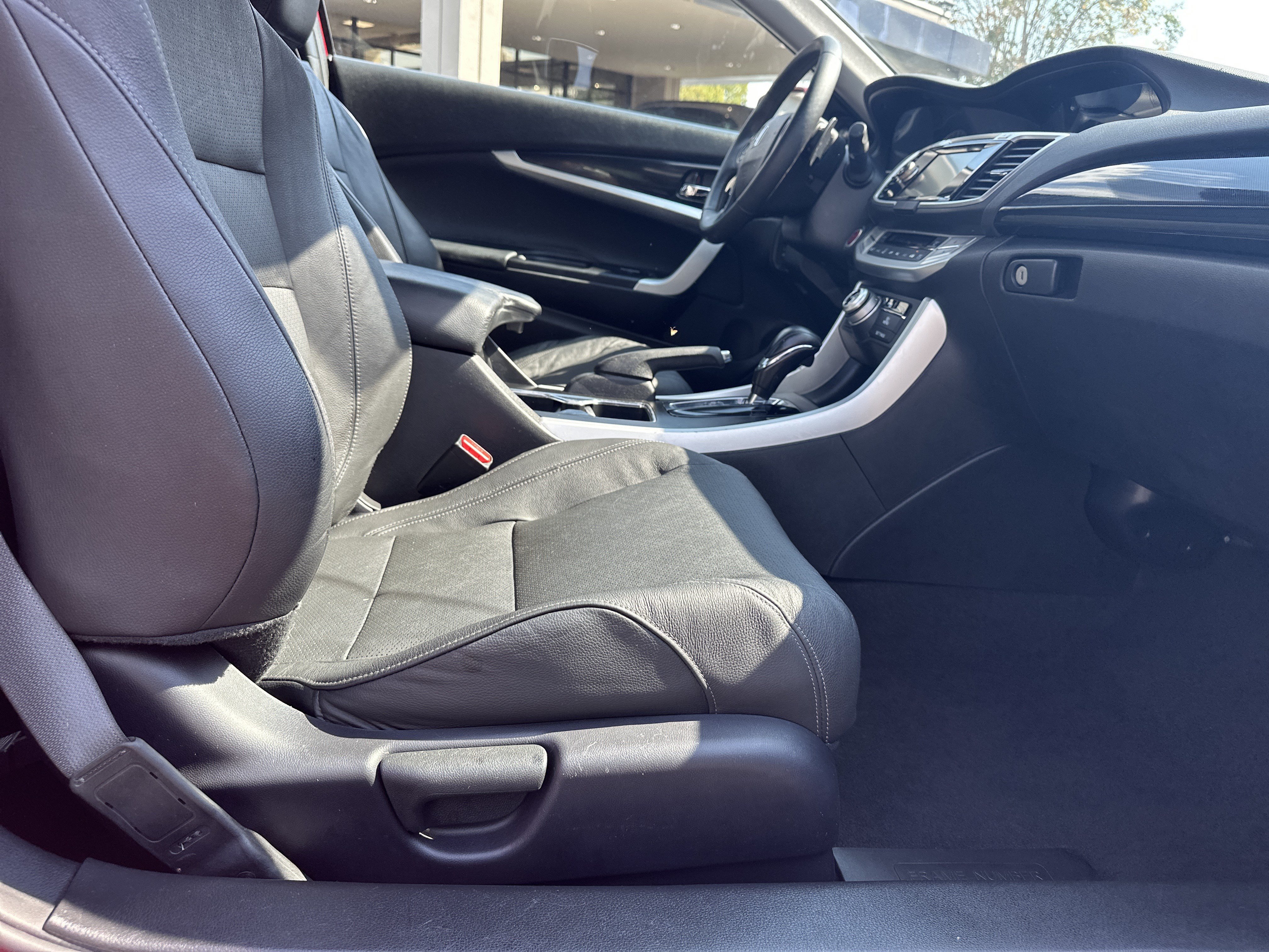Used 2014 Honda Accord EX-L image 15