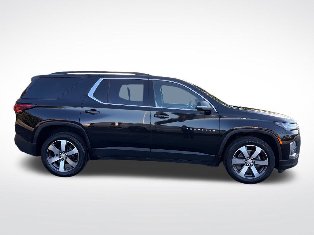 Used 2023 Chevrolet Traverse LT w/ LT Premium Package FWD image 7