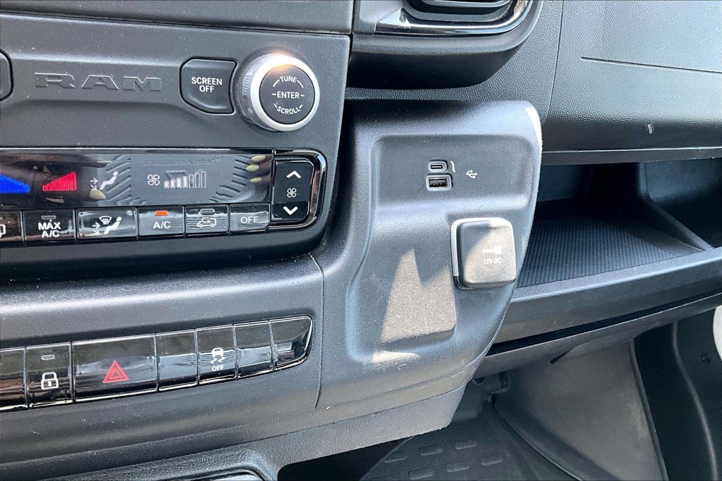 Used 2025 RAM ProMaster 2500 w/ Convenience Group FWD image 33