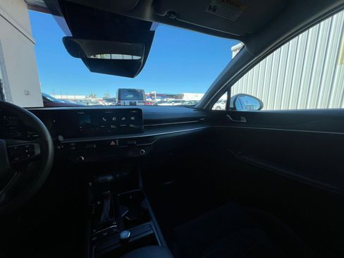 Used 2025 Kia K5 LXS FWD image 35