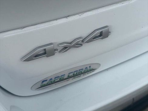 Certified 2025 Jeep Grand Cherokee Laredo image 33