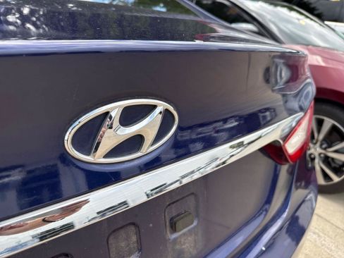 Used 2011 Hyundai Sonata GLS w/ Popular Equipment Pkg 2 FWD image 22