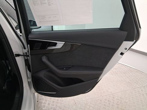 Used 2022 Audi S4 Premium Plus w/ Premium Plus Package image 28