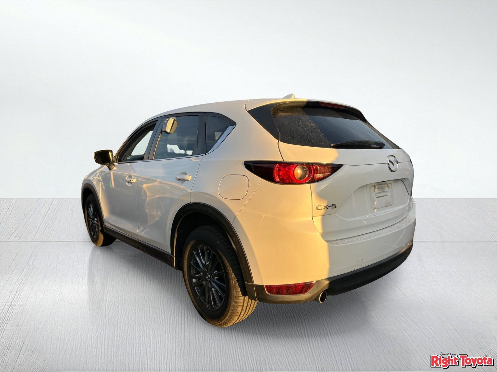 Used 2021 MAZDA CX-5 Touring FWD image 3