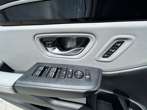 Used 2025 Honda Pilot EX-L image 20