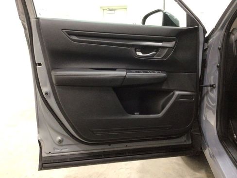 Used 2024 Honda CR-V LX image 16