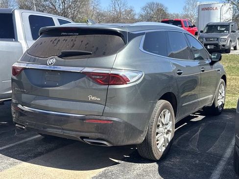 Used 2023 Buick Enclave Essence w/ Experience Buick Package image 5